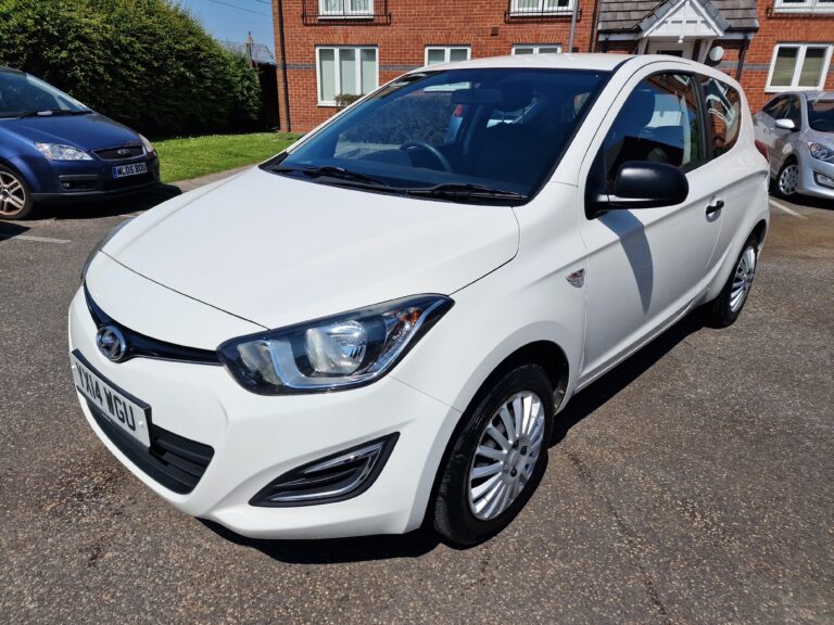 Hyundai i20 – YX14WGU