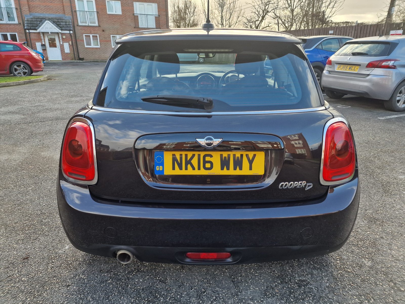 Mini Hatch – 1.5 Cooper D