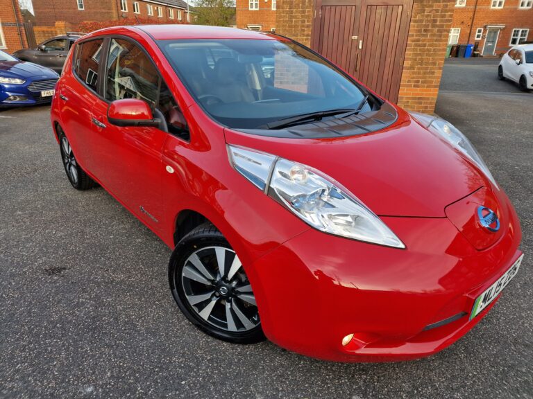 Nissan Leaf – Tekna – 80KW 24KWH AUTO