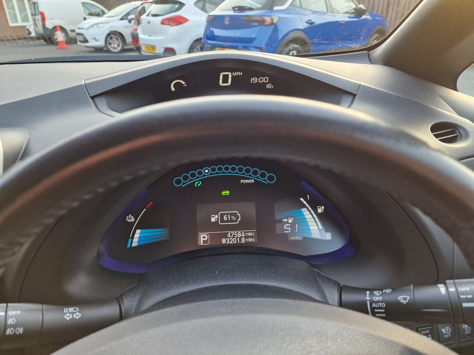 Nissan Leaf – Tekna – 80KW 24KWH AUTO