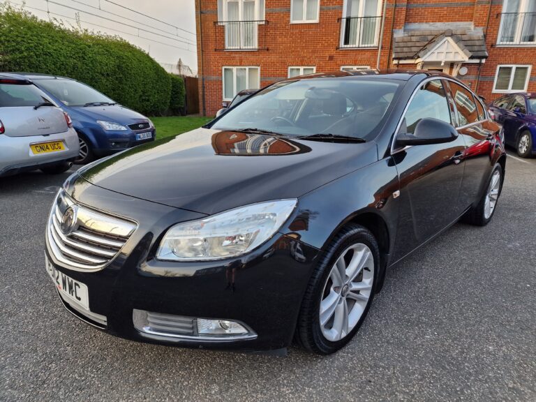 Vauxhall Insignia – 2.0 CDTI EXCLUSIV