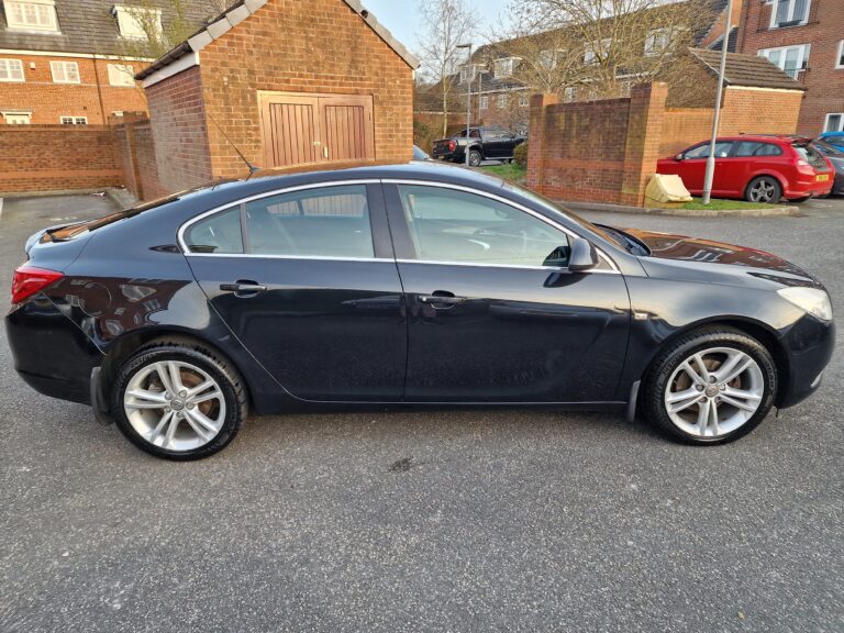 Vauxhall Insignia – 2.0 CDTI EXCLUSIV