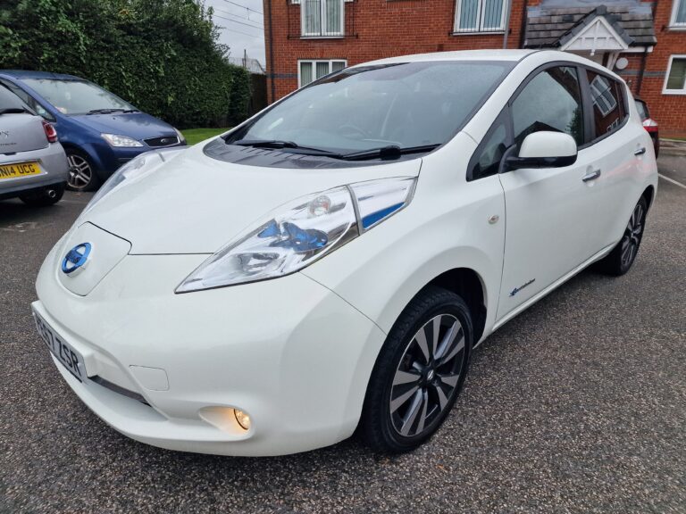 Nissan Leaf – 30kWh Tekna – AUTO