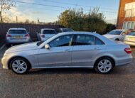 Mercedes-Benz E Class – 2.1 E250 CDI BlueEfficiency Avantgarde Saloon 4dr Diesel Tiptronic Euro 5 (204 ps)