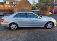 Mercedes-Benz E Class – 2.1 E250 CDI BlueEfficiency Avantgarde Saloon 4dr Diesel Tiptronic Euro 5 (204 ps)