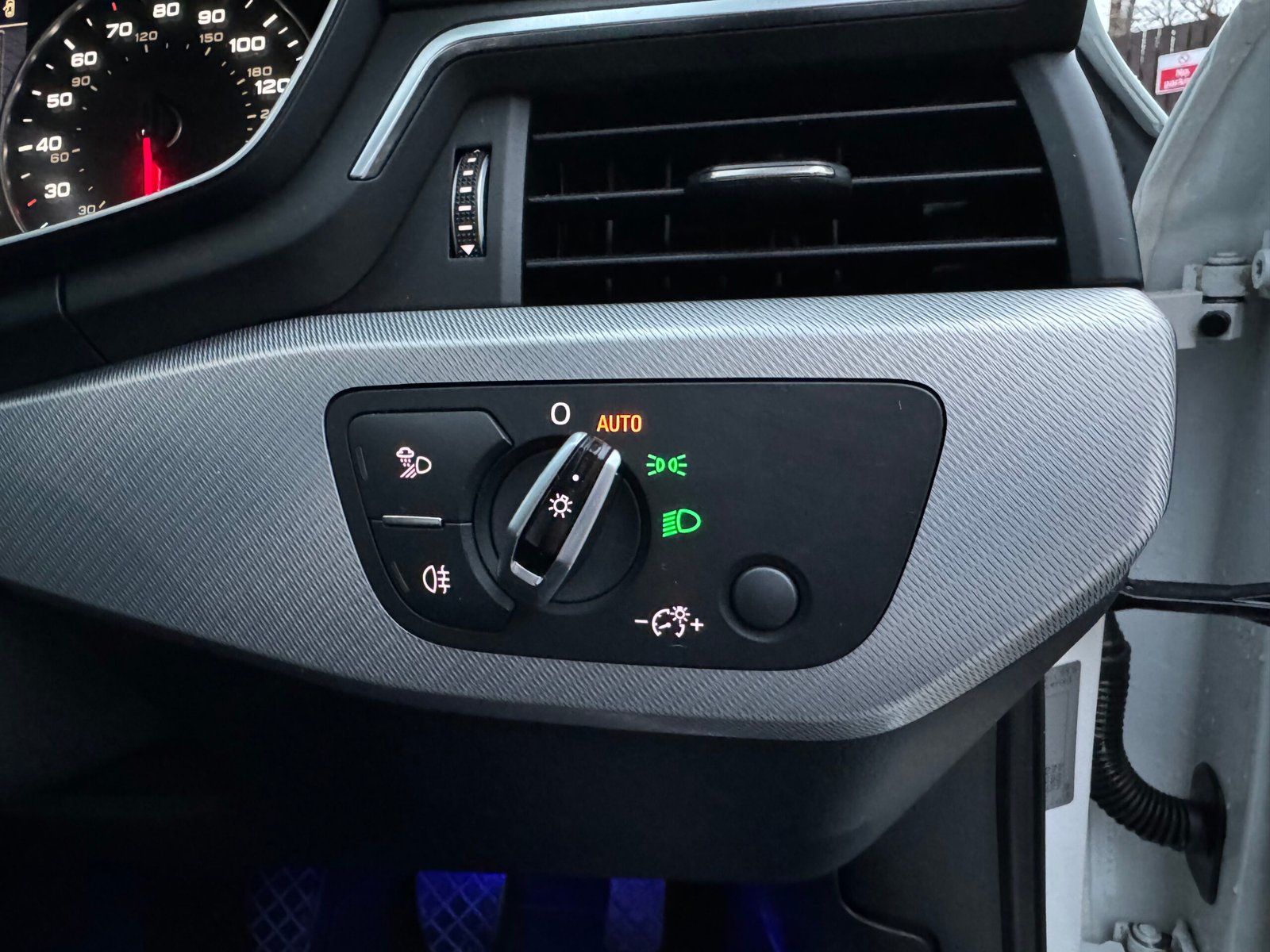 Audi A4 – 2.0 TDI Ultra Sport