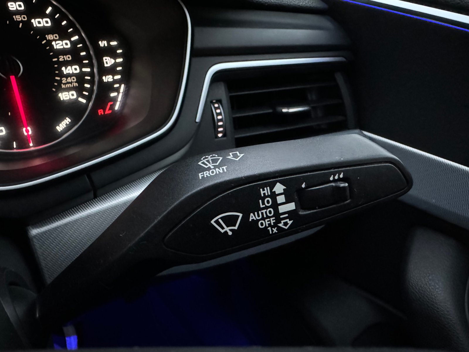 Audi A4 – 2.0 TDI Ultra Sport