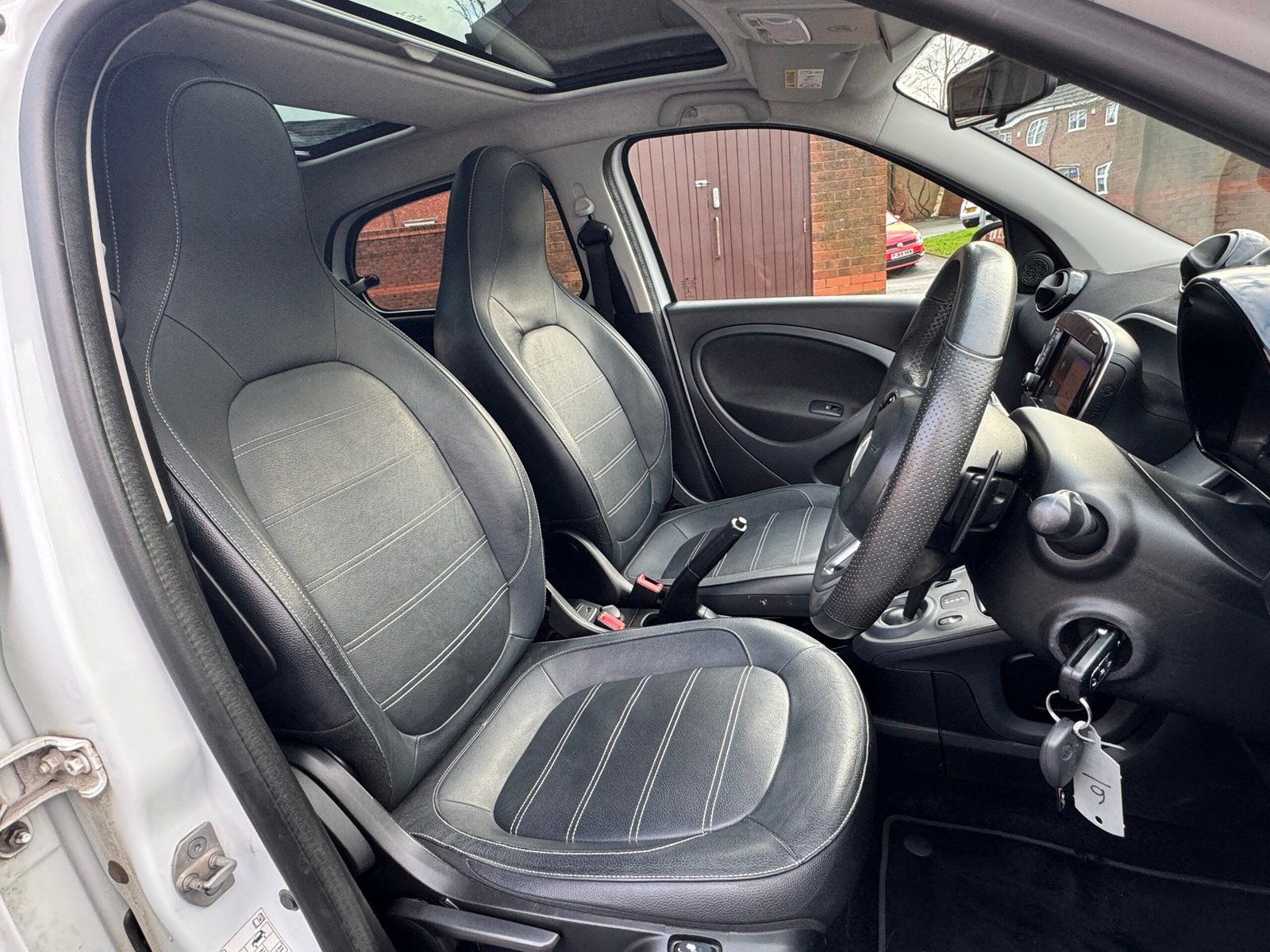 Smart Forfour 1.0 – Edition White – Automatic