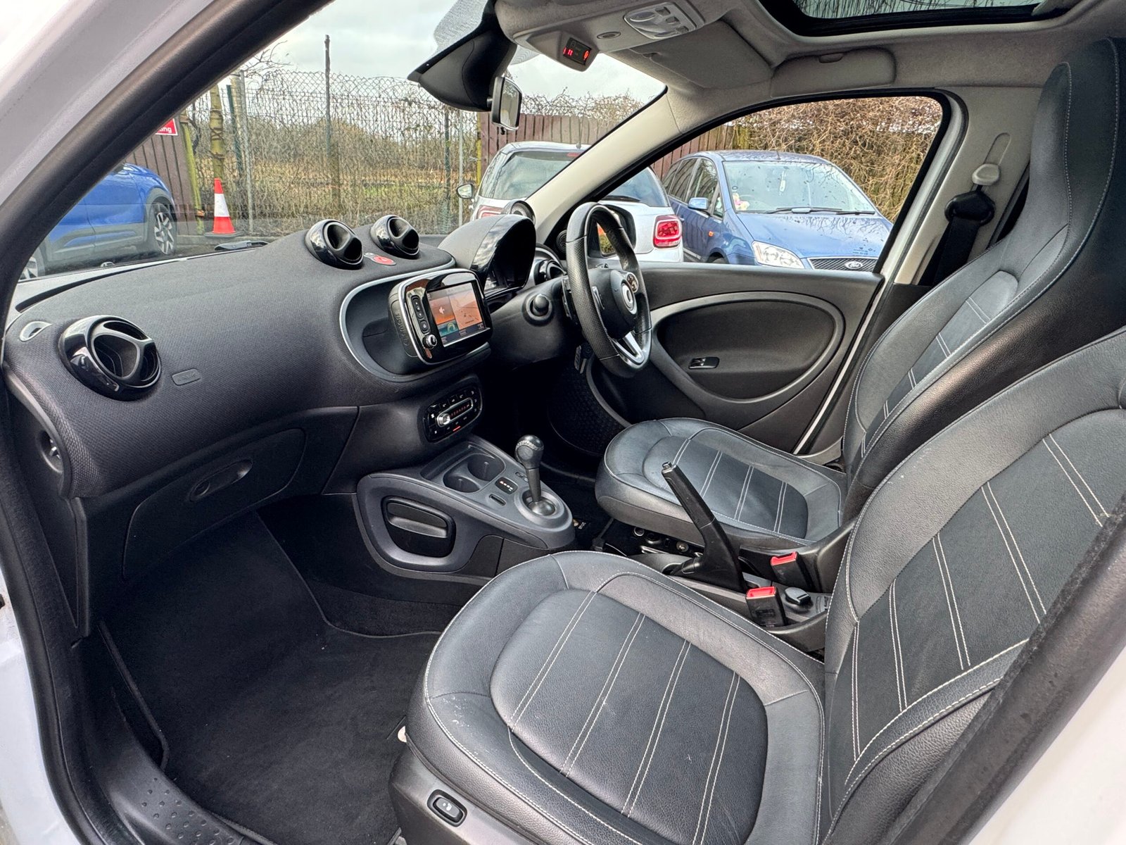 Smart Forfour 1.0 – Edition White – Automatic