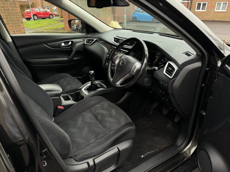 Nissan X-trail 1.6 dCi n-tec