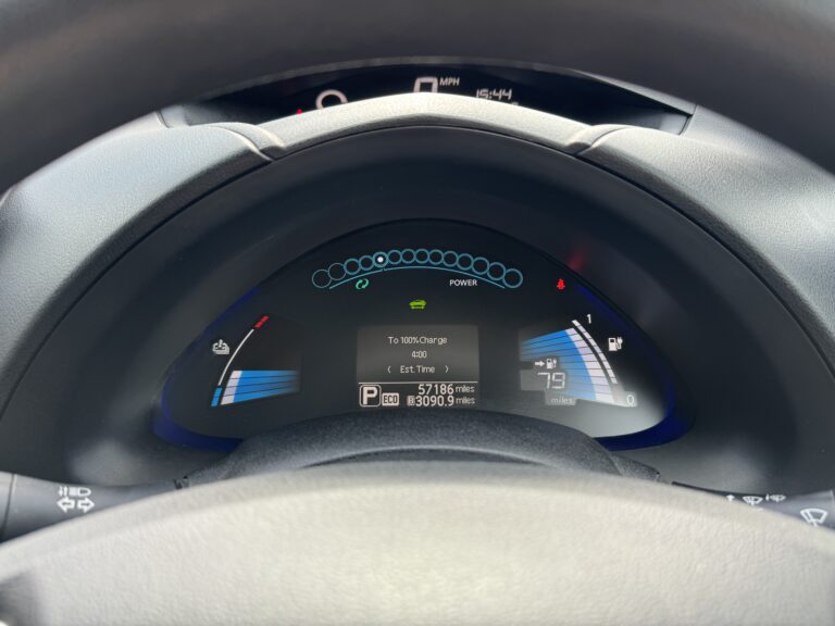 Nissan Leaf – 30kWh Acenta