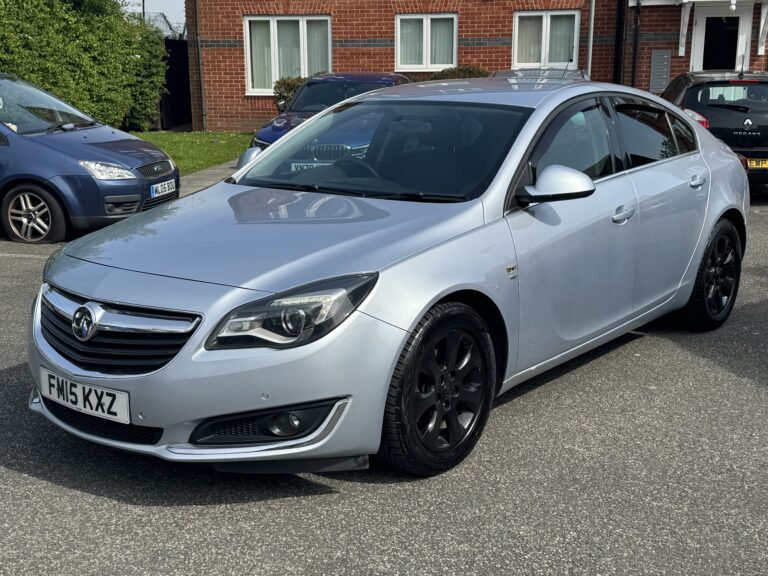 Vauxhall Insignia – 2.0 CDTi ecoFLEX SRi