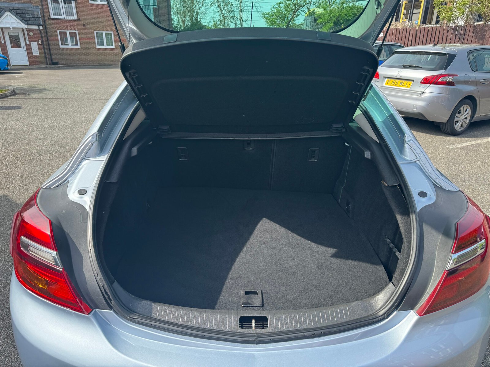 Vauxhall Insignia – 2.0 CDTi ecoFLEX SRi