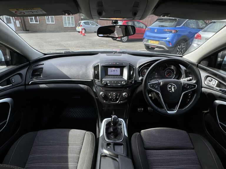 Vauxhall Insignia – 2.0 CDTi ecoFLEX SRi