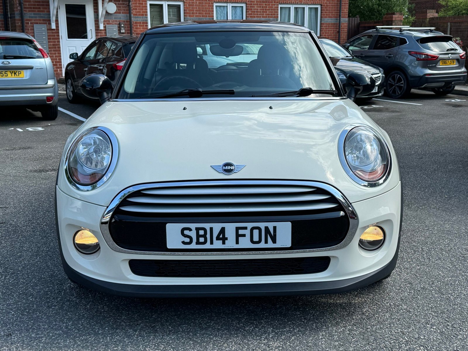 MINI Hatch – 1.5 Cooper Hatchback