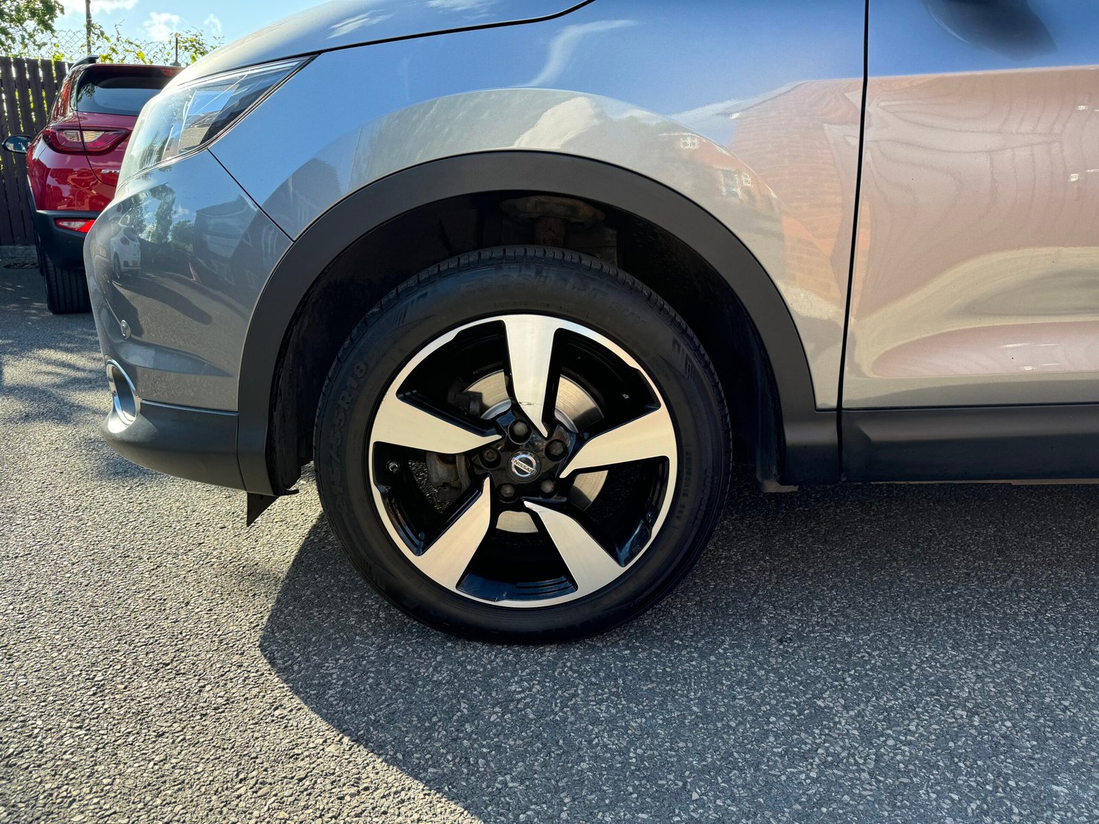 Nissan Qashqai – 1.2 DIG-T N-Connecta