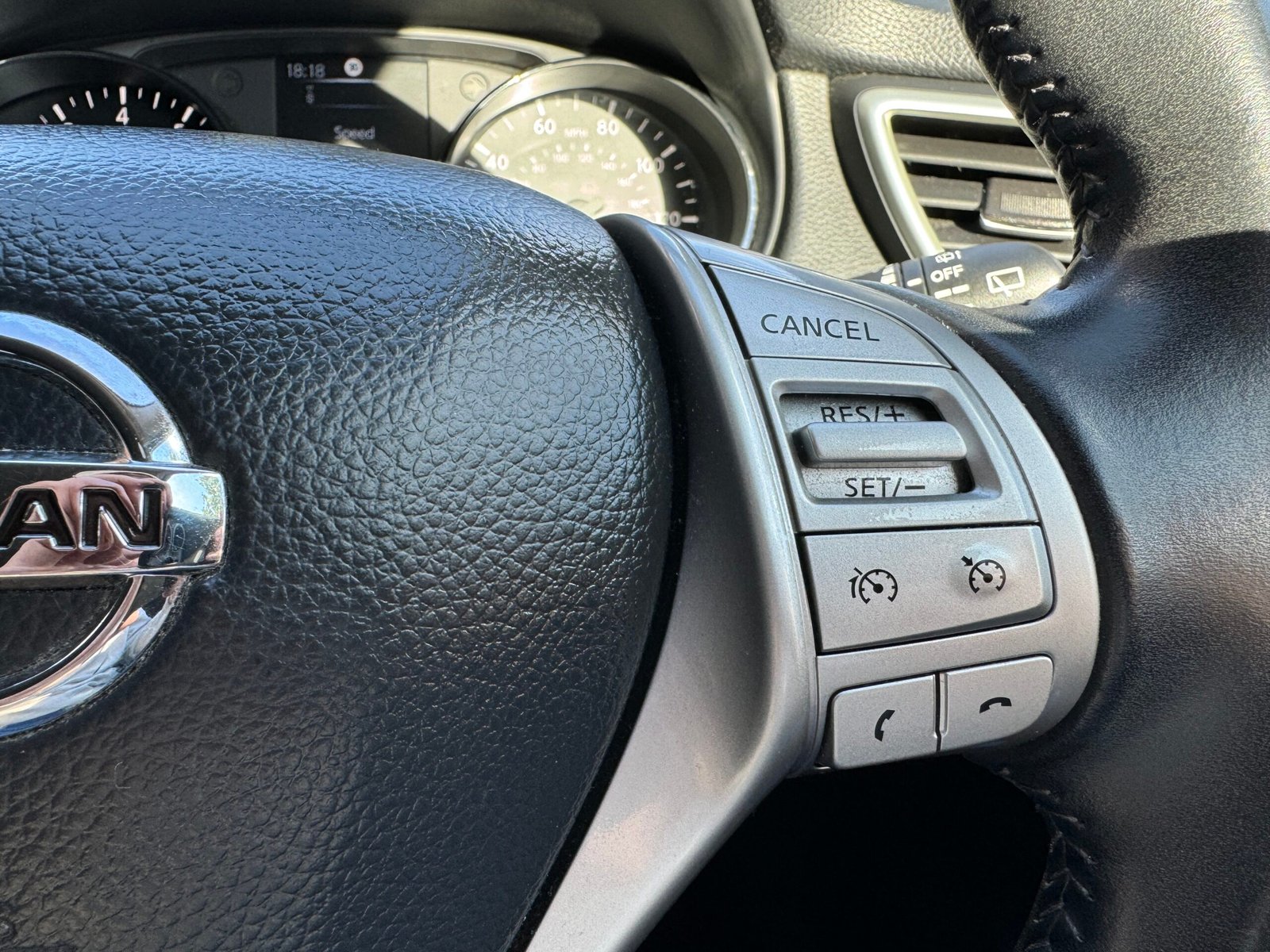 Nissan Qashqai – 1.2 DIG-T N-Connecta