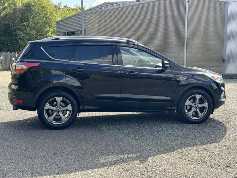 Ford Kuga – 2.0 TDCi Titanium