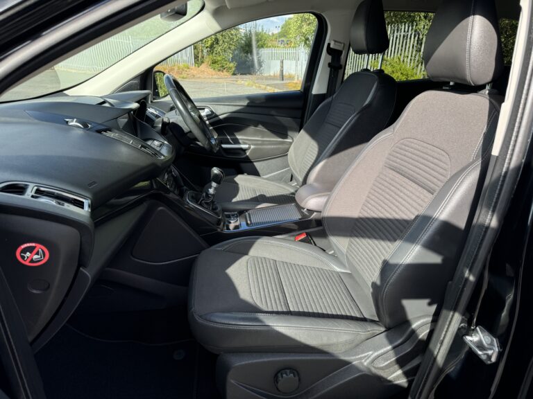 Ford Kuga – 2.0 TDCi Titanium