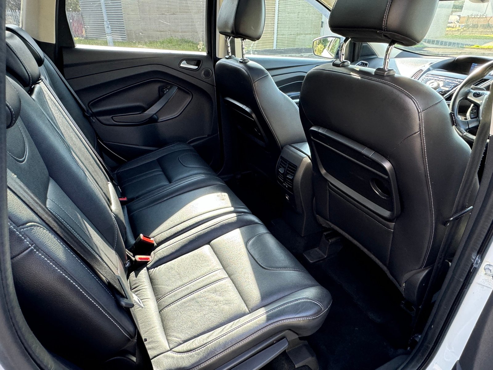 Ford Kuga – 2.0 TDCi Titanium X SUV 5dr Diesel Manual 2WD Euro 5 (140 ps)