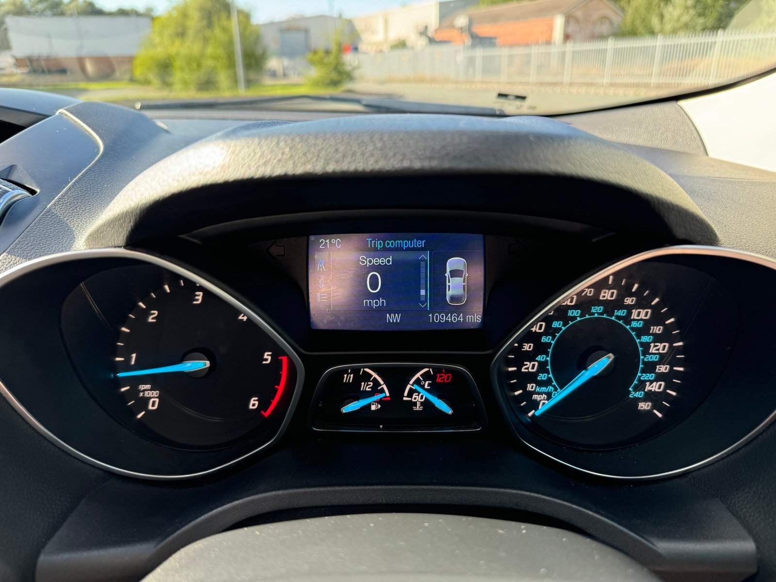 Ford Kuga – 2.0 TDCi Titanium X SUV 5dr Diesel Manual 2WD Euro 5 (140 ps)