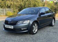 SKODA Octavia – 1.5 TSI ACT SE Drive Hatchback