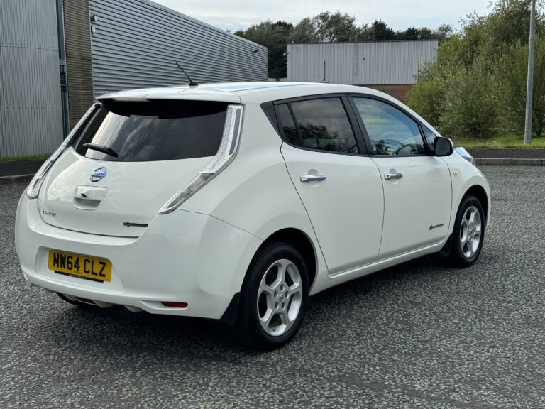 Nissan Leaf – 24kWh Acenta