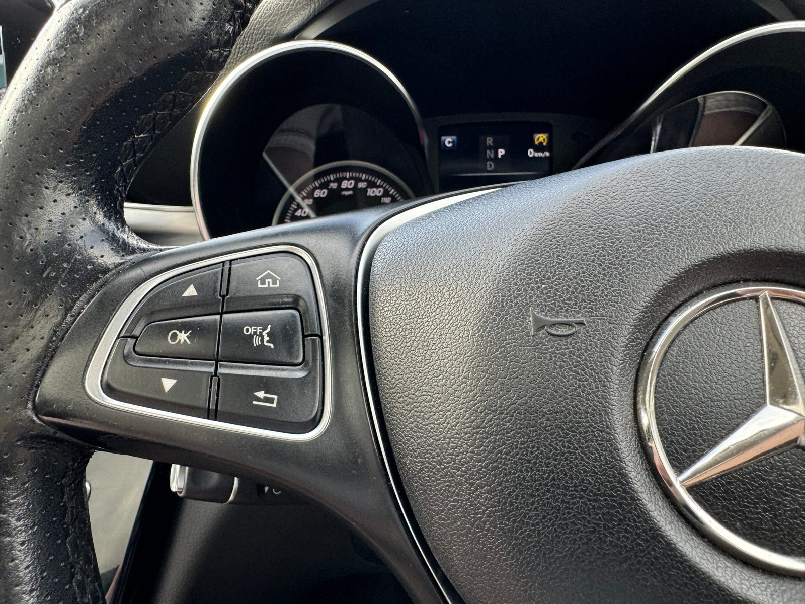 Mercedes-Benz – C Class 2.0 C200 Sport Saloon 4dr Petrol G-Tronic+