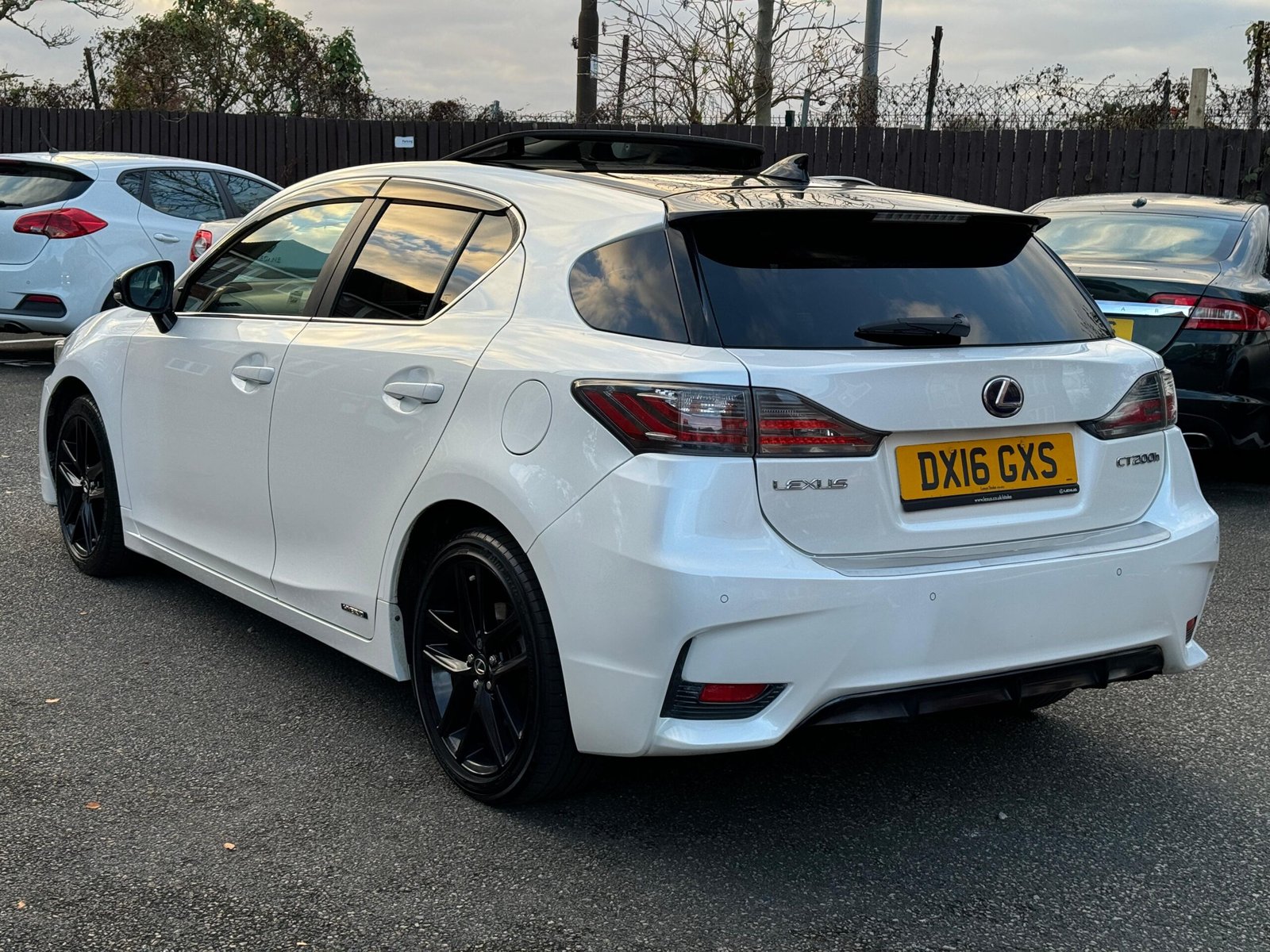Lexus CT – 1.8 200h Sport