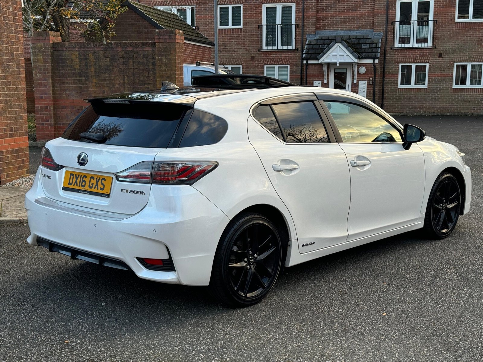 Lexus CT – 1.8 200h Sport