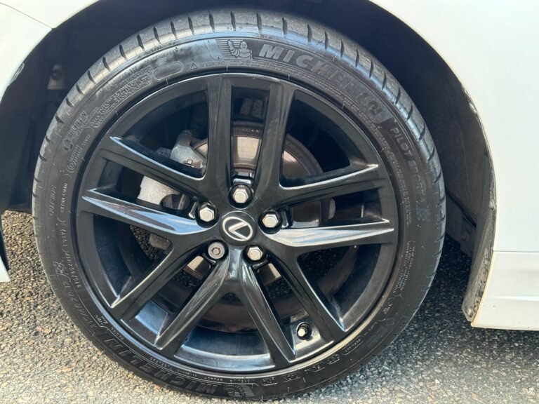 Lexus CT – 1.8 200h Sport