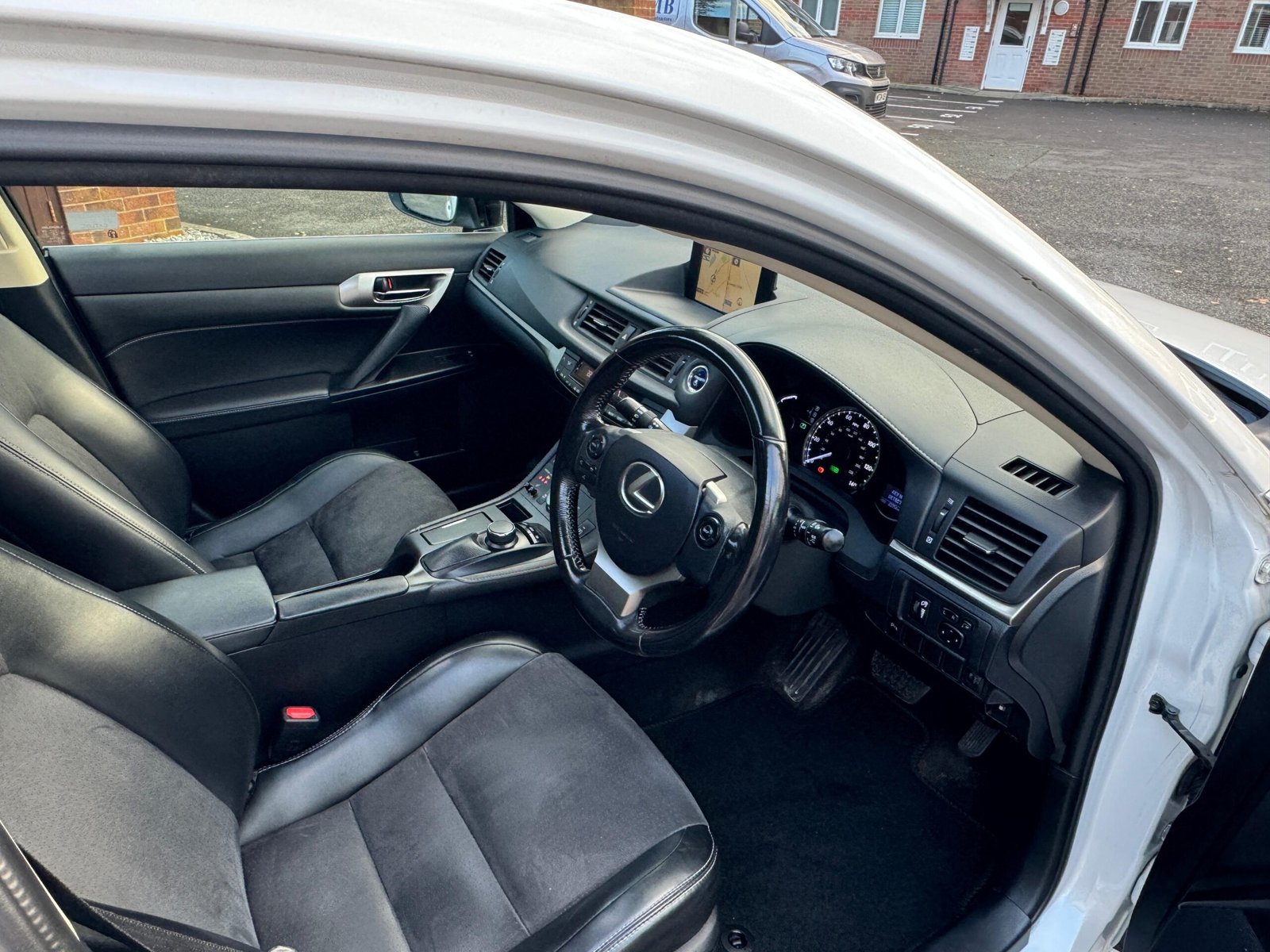 Lexus CT – 1.8 200h Sport