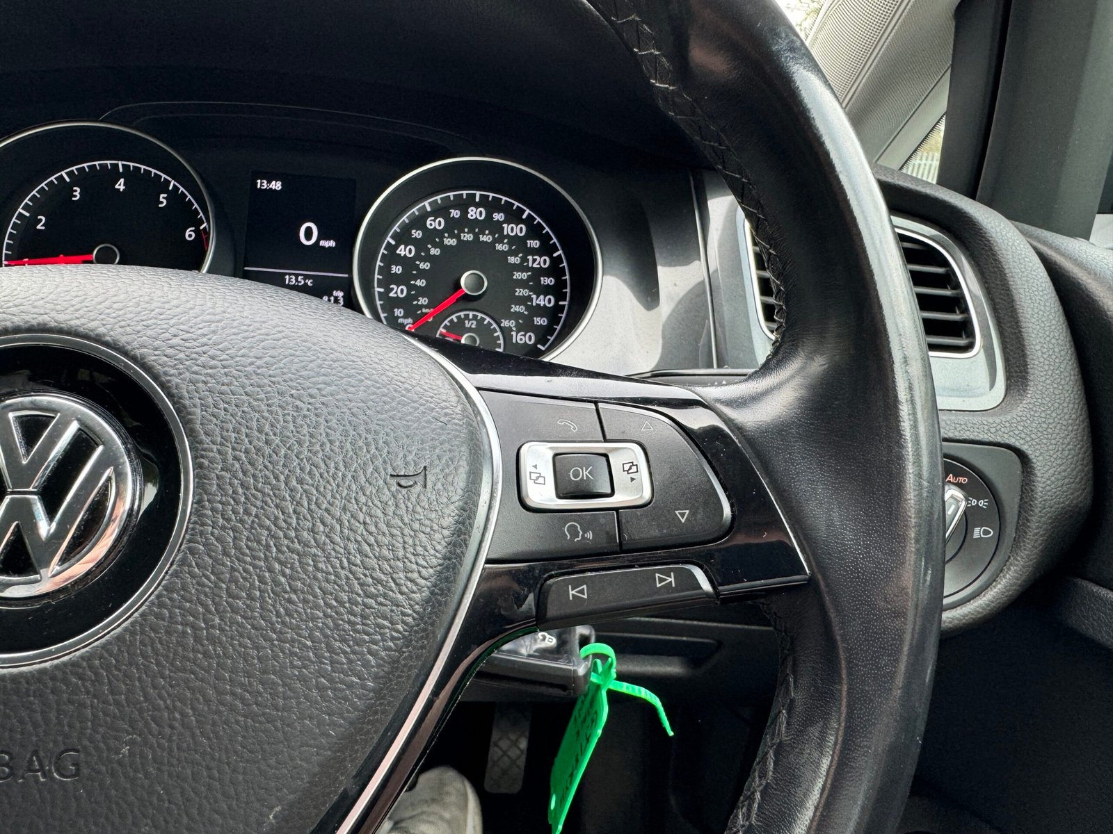 Volkswagen Golf – 1.0 TSI SE