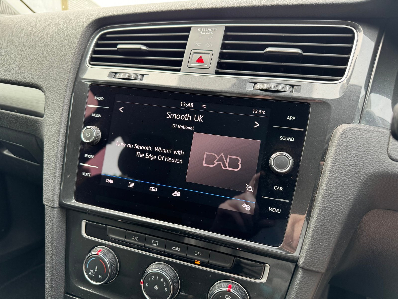 Volkswagen Golf – 1.0 TSI SE