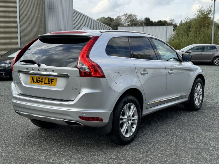 Volvo XC60 – 2.0 D4 SE Lux