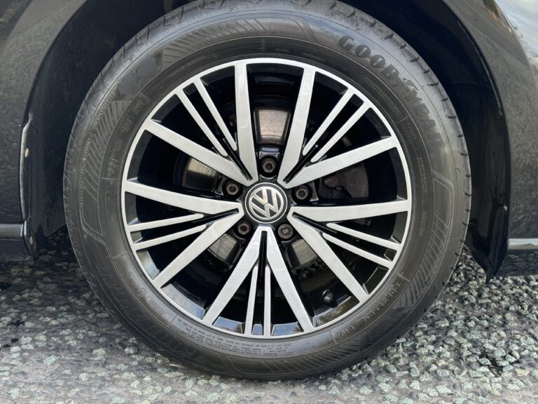 Volkswagen Golf – 1.0 TSI SE