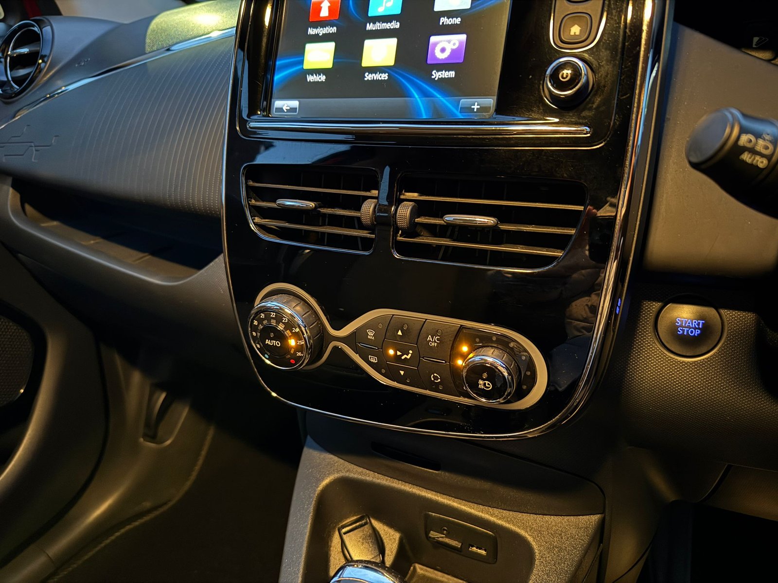 Renault ZOE – R110 40kWh Dynamique Nav