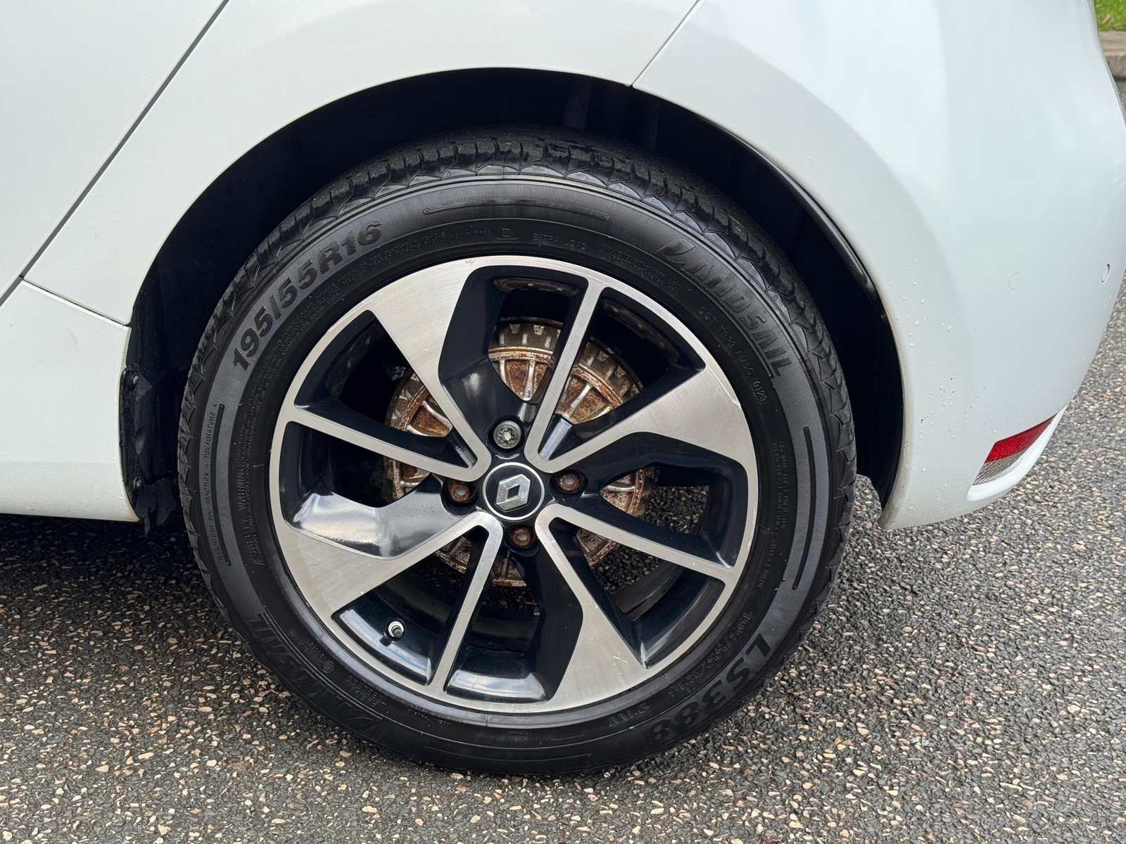 Renault ZOE – R90 41kWh Dynamique Nav (Battery Lease)