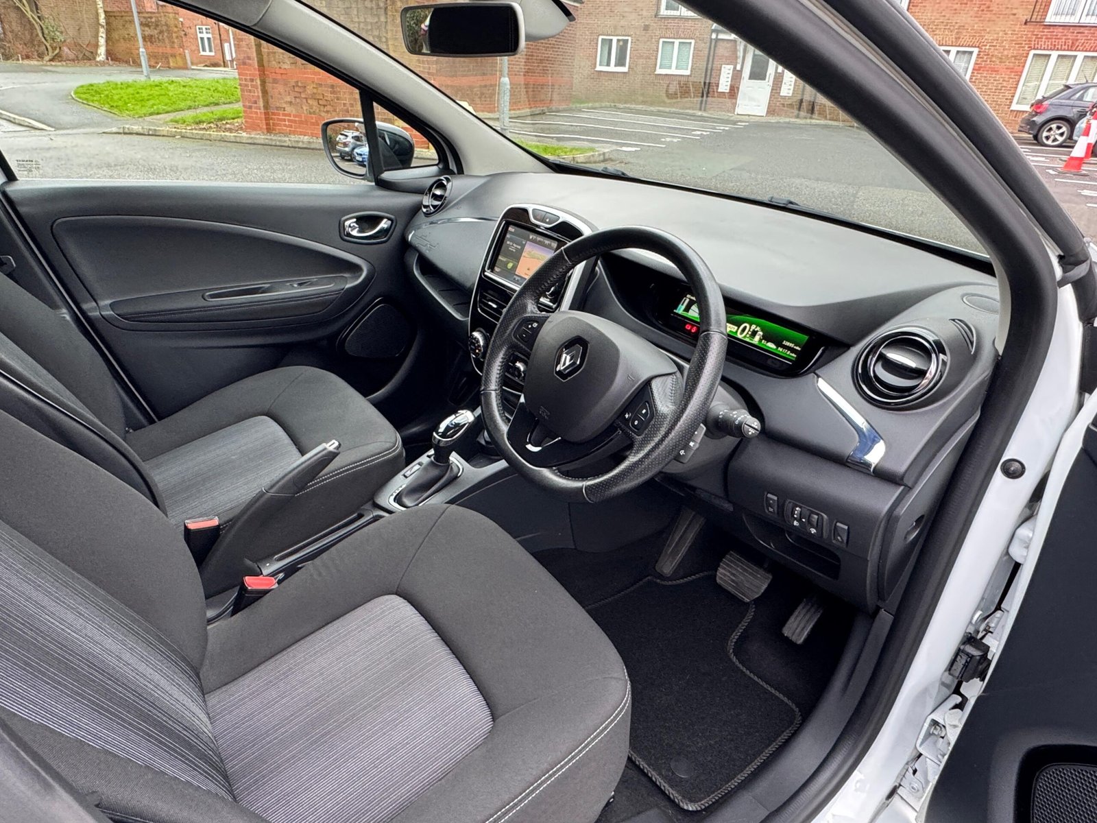 Renault ZOE – R90 41kWh Dynamique Nav (Battery Lease)