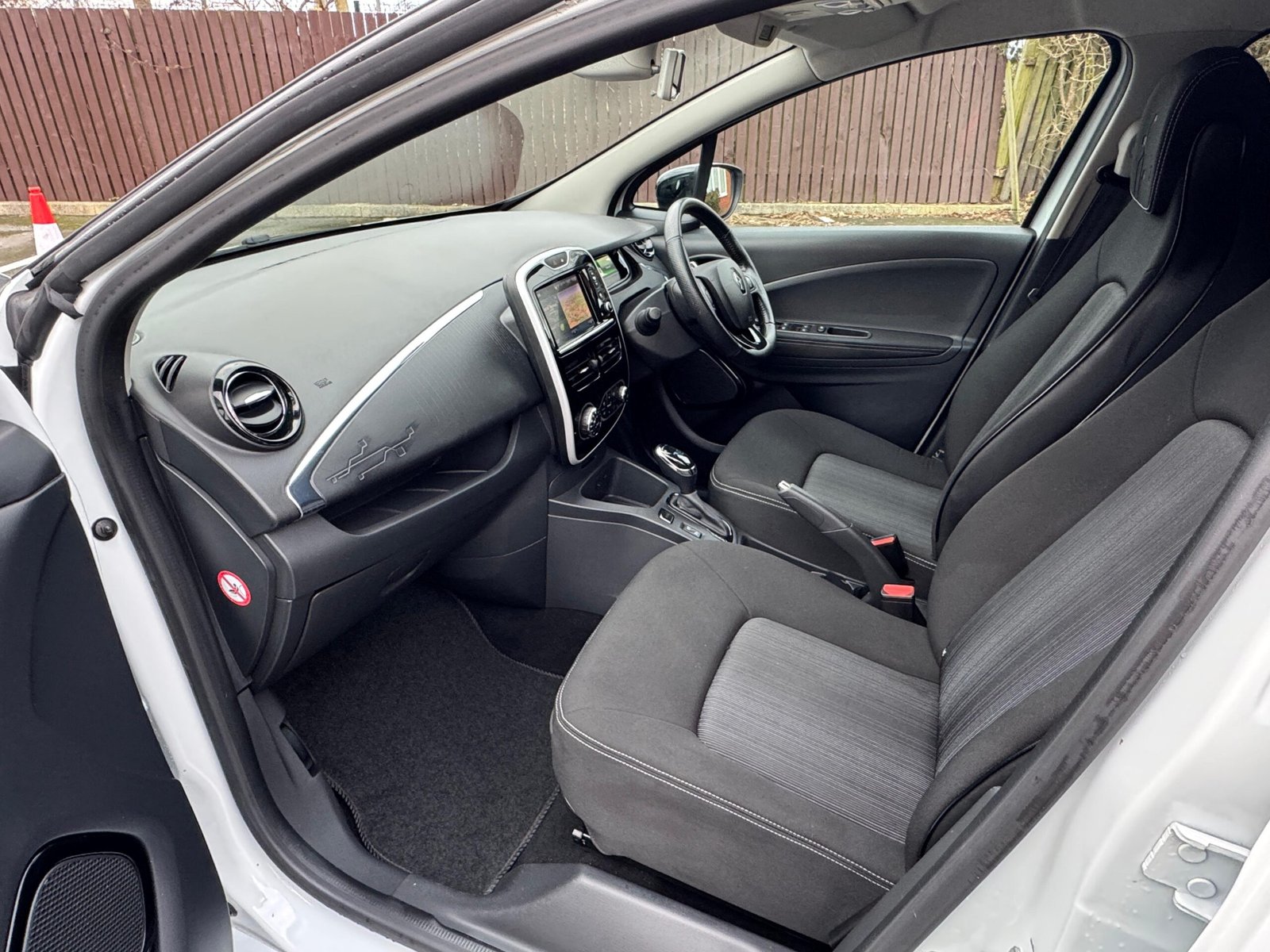 Renault ZOE – R90 41kWh Dynamique Nav (Battery Lease)