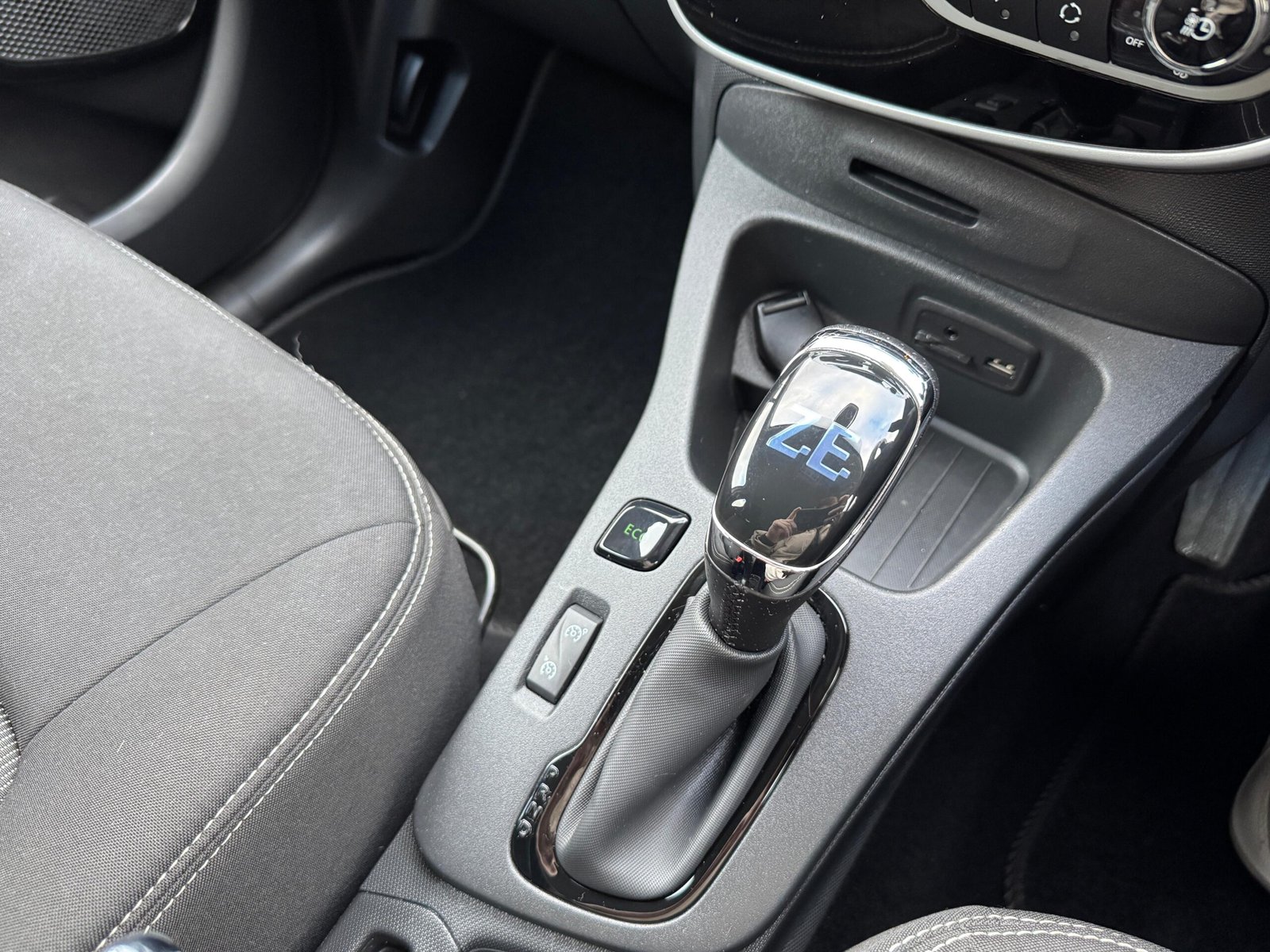 Renault ZOE – R90 41kWh Dynamique Nav (Battery Lease)