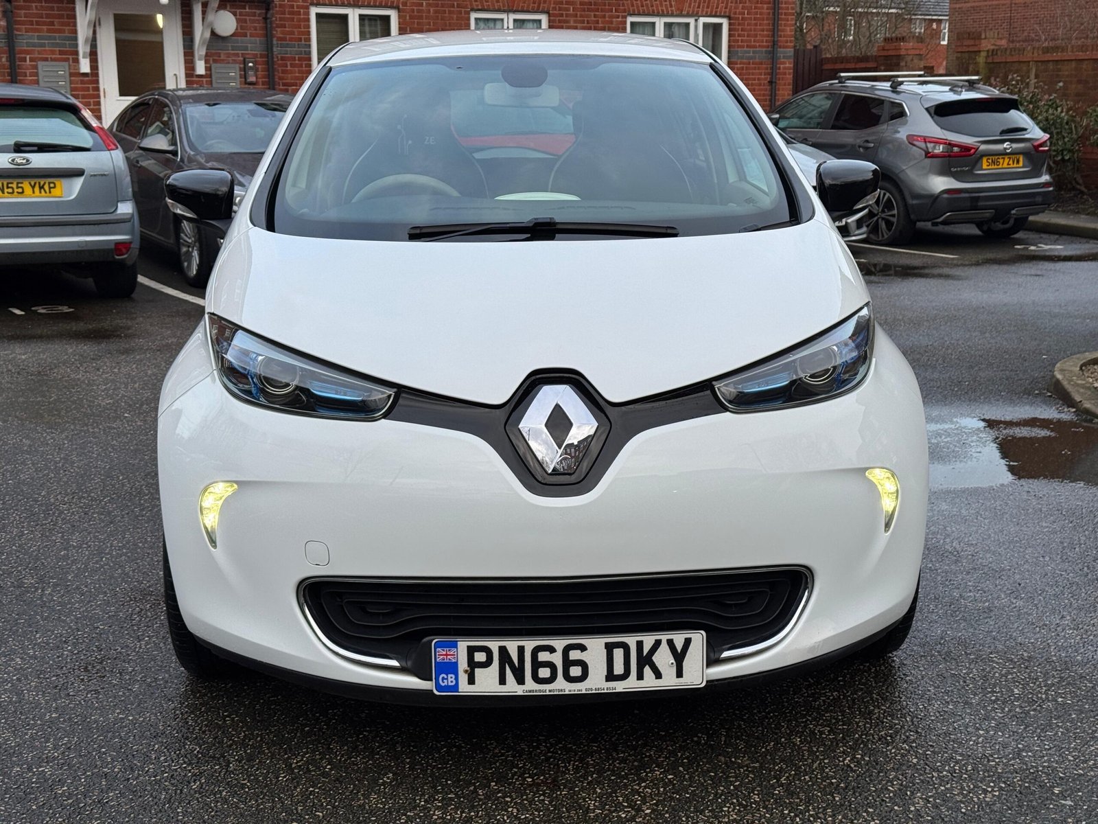 Renault ZOE – 22kWh Expression Nav