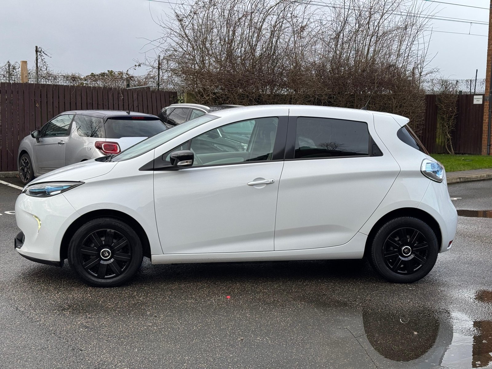 Renault ZOE – 22kWh Expression Nav