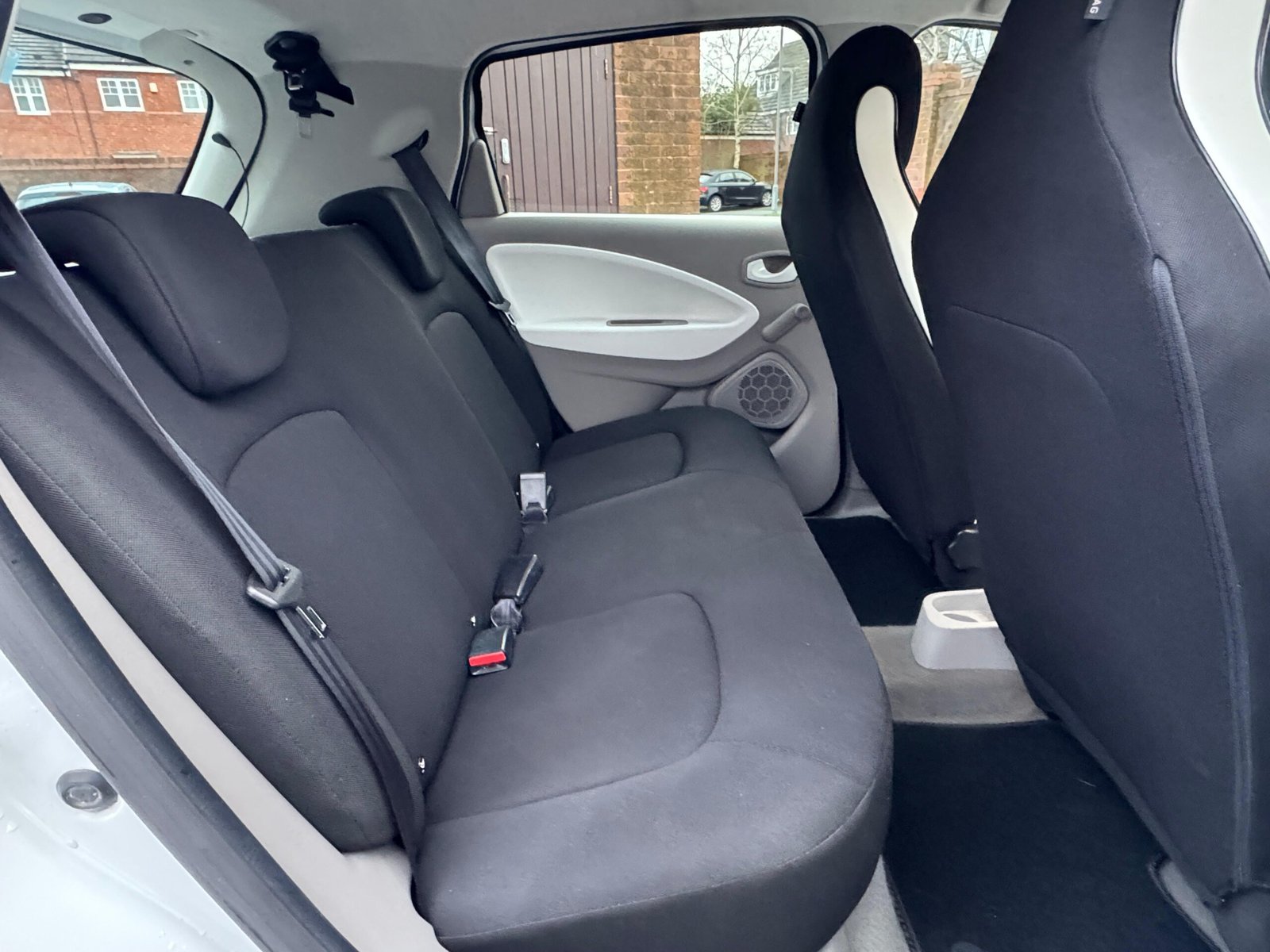 Renault ZOE – 22kWh Expression Nav