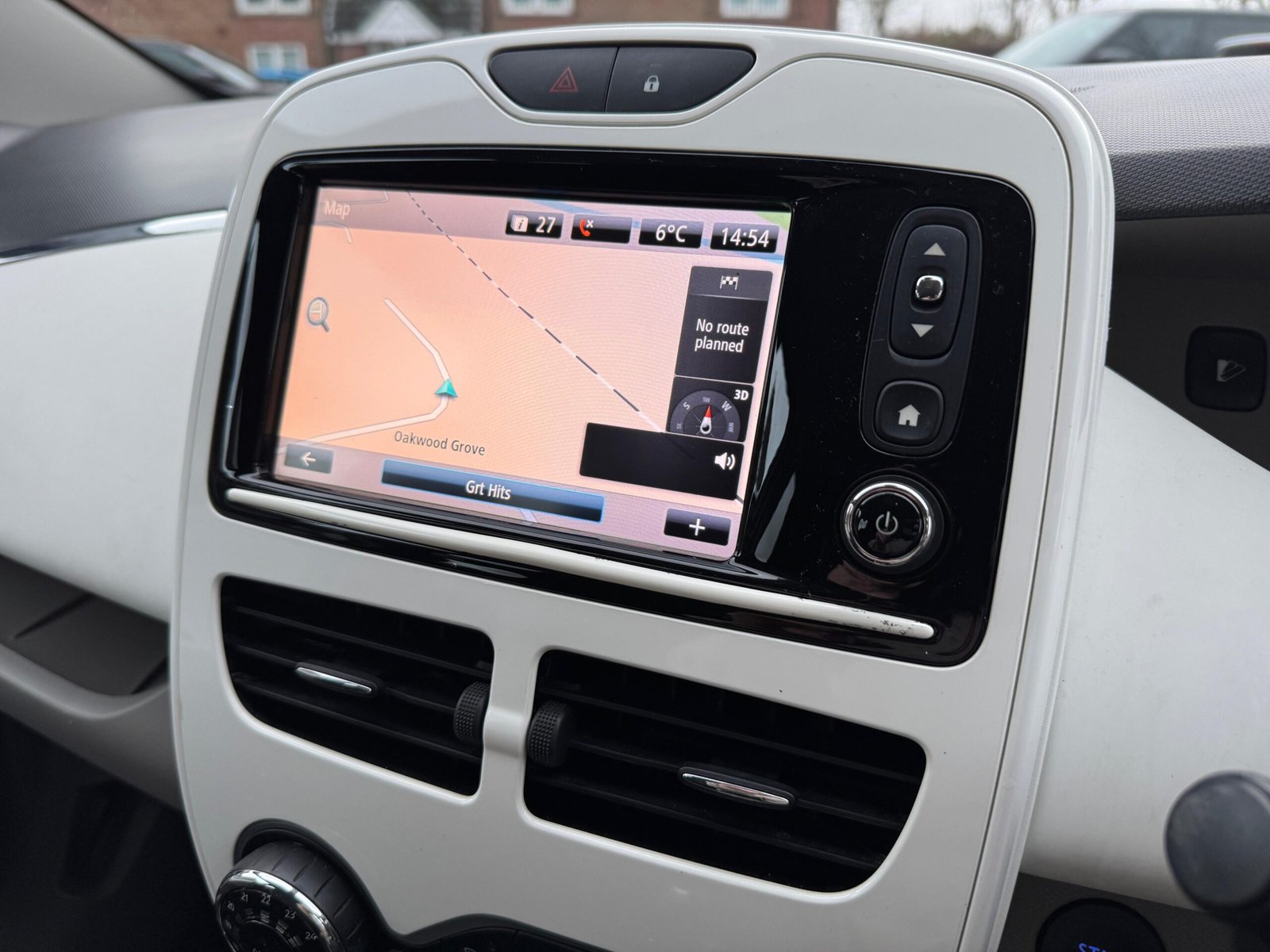Renault ZOE – 22kWh Expression Nav
