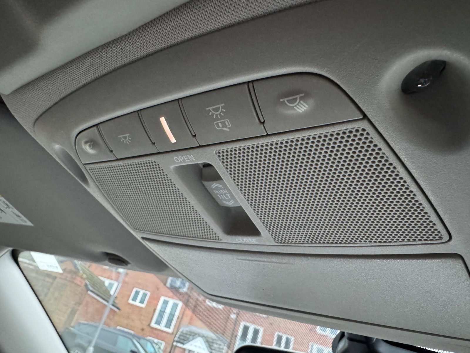 Nissan X-trail – 1.6 dCi Tekna