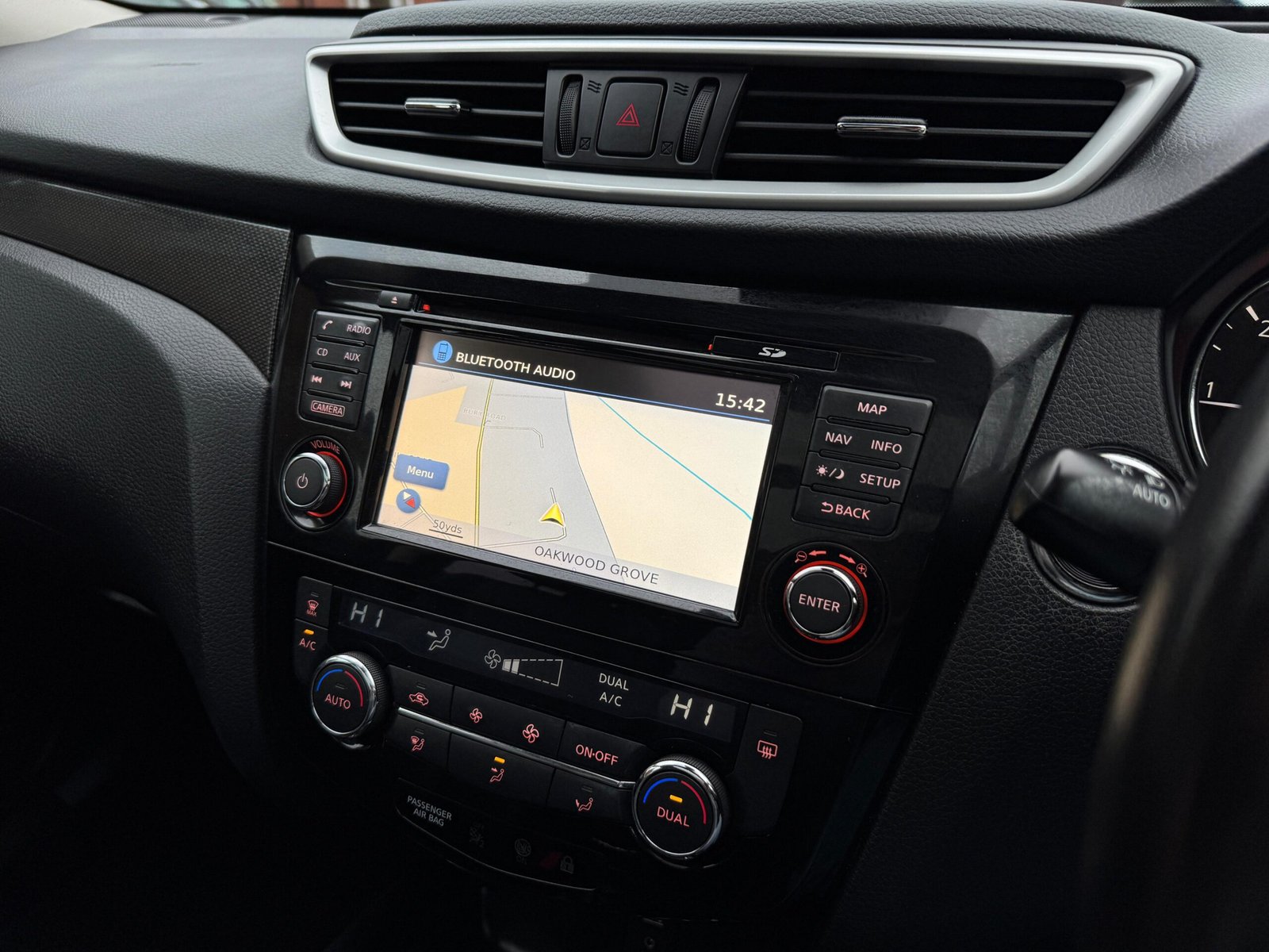 Nissan X-trail – 1.6 dCi Tekna