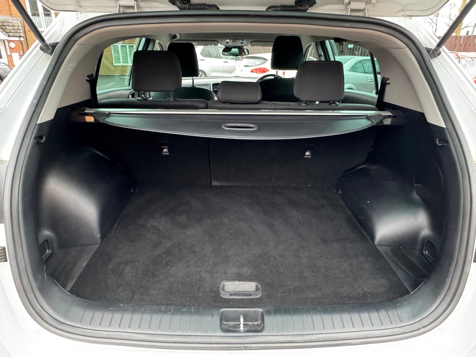 KIA Sportage – 1.6 GDi 2