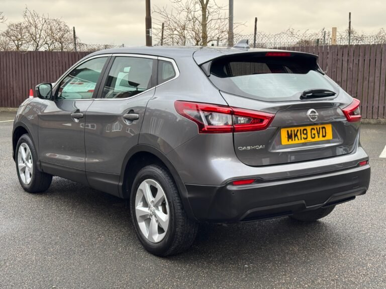 Nissan Qashqai – 1.3 DIG-T Acenta Premium