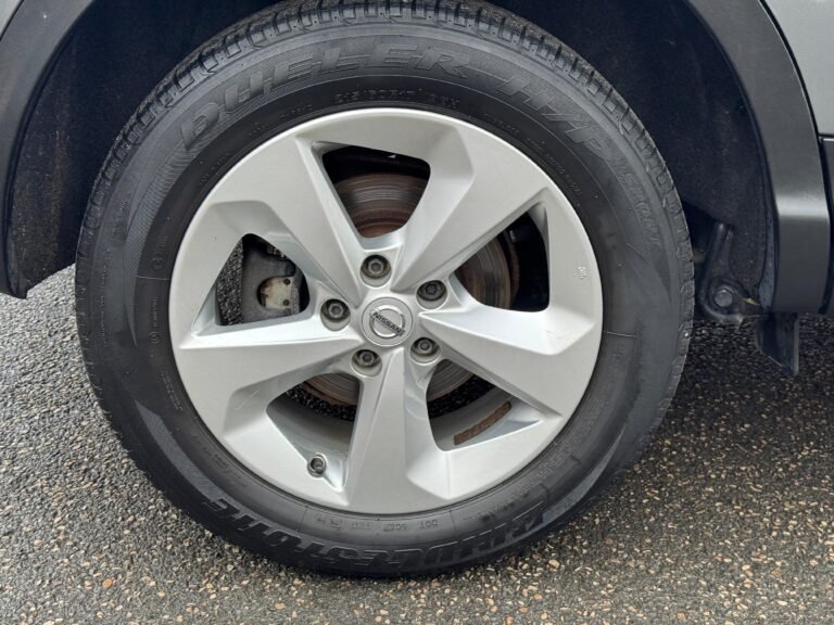 Nissan Qashqai – 1.3 DIG-T Acenta Premium